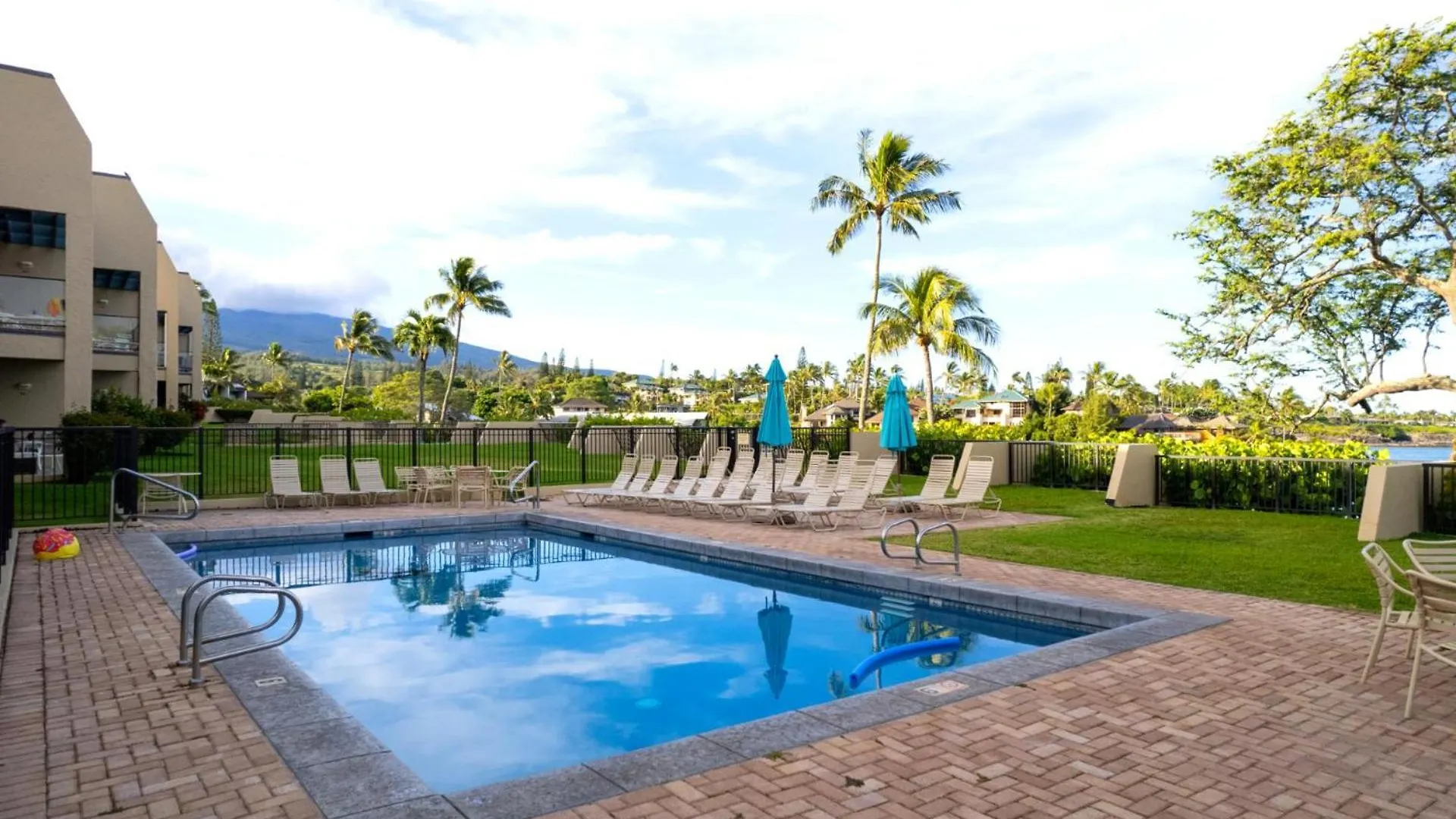 Kbm Resorts Free Car Napili Point Nap-A25 Stunning Ocean Front Villa Turtle Views Kapalua Apartment
